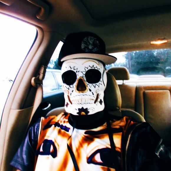 Meet your Posher, Sin - Picture 1 of 1